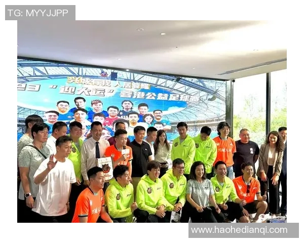 可口可乐足球明星卡带你领略球场激情与明星魅力的完美结合