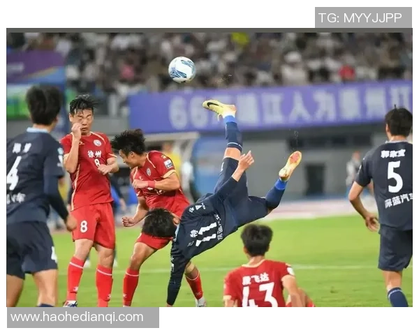 模仿全球足球明星精彩瞬间的视频挑战引发热潮